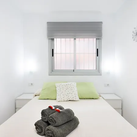 아파트 Apartamento Piscinas Naturales 바하마르