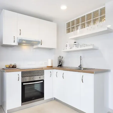 Apartamento Piscinas Naturales 아파트