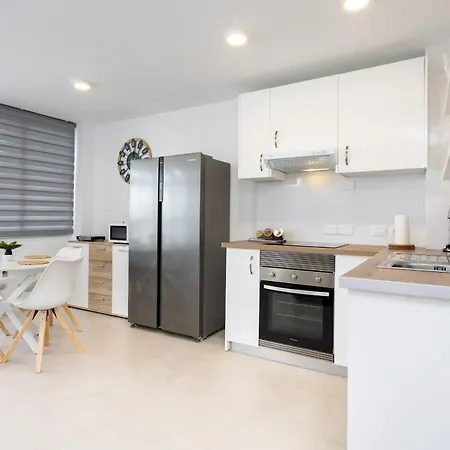 Apartamento Piscinas Naturales 아파트